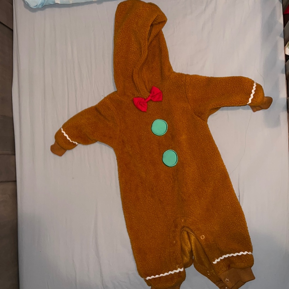 Baby gingerbread outfit